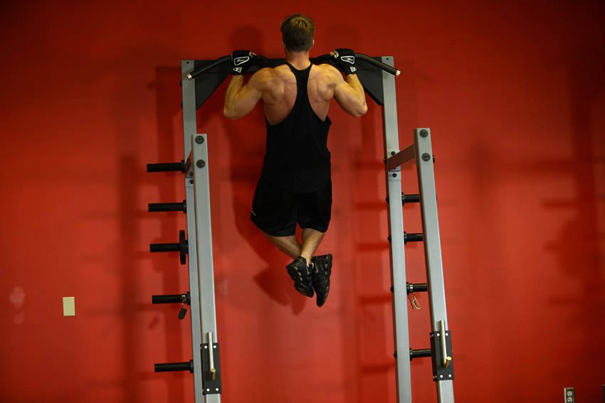 The Goal: Strict Pull-Up - end position