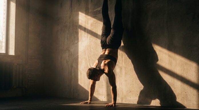Handstand Progression: Wall to Freestanding